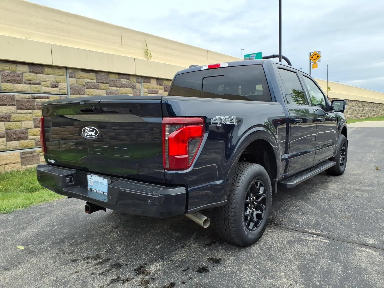 Used 2024 Ford F150 XLT w/ Equipment Group 302A MID AWD/4WD image 10
