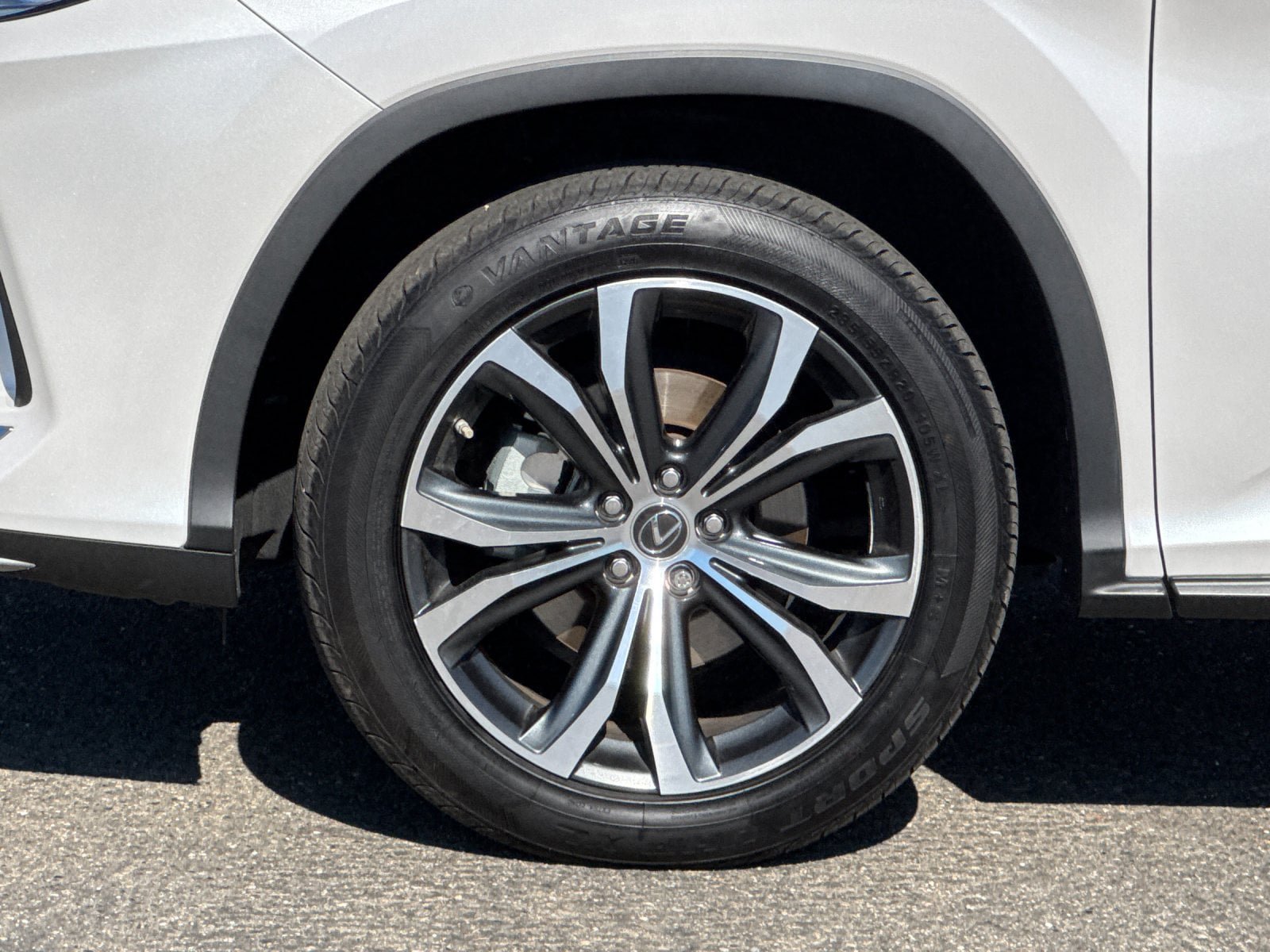 Used 2022 Lexus RX 450h AWD w/ Premium Package image 24