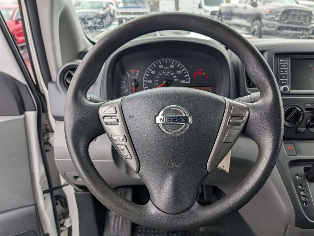 Used 2020 Nissan NV200 SV image 26