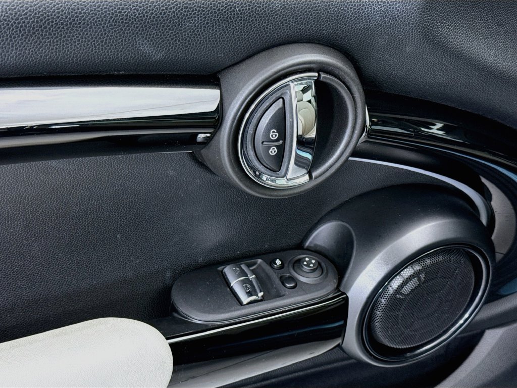 Used 2023 MINI Cooper S FWD image 22