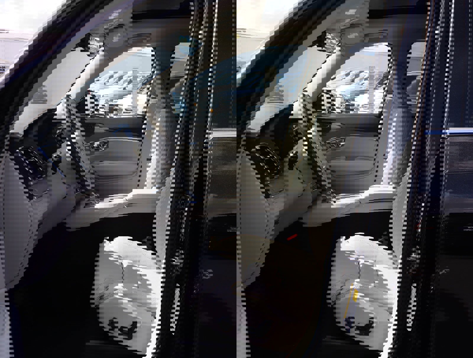 Certified 2024 Volvo XC90 B6 Ultimate image 31