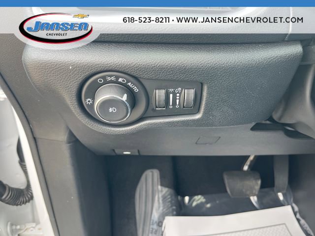 Used 2025 Chrysler Pacifica Limited FWD image 17