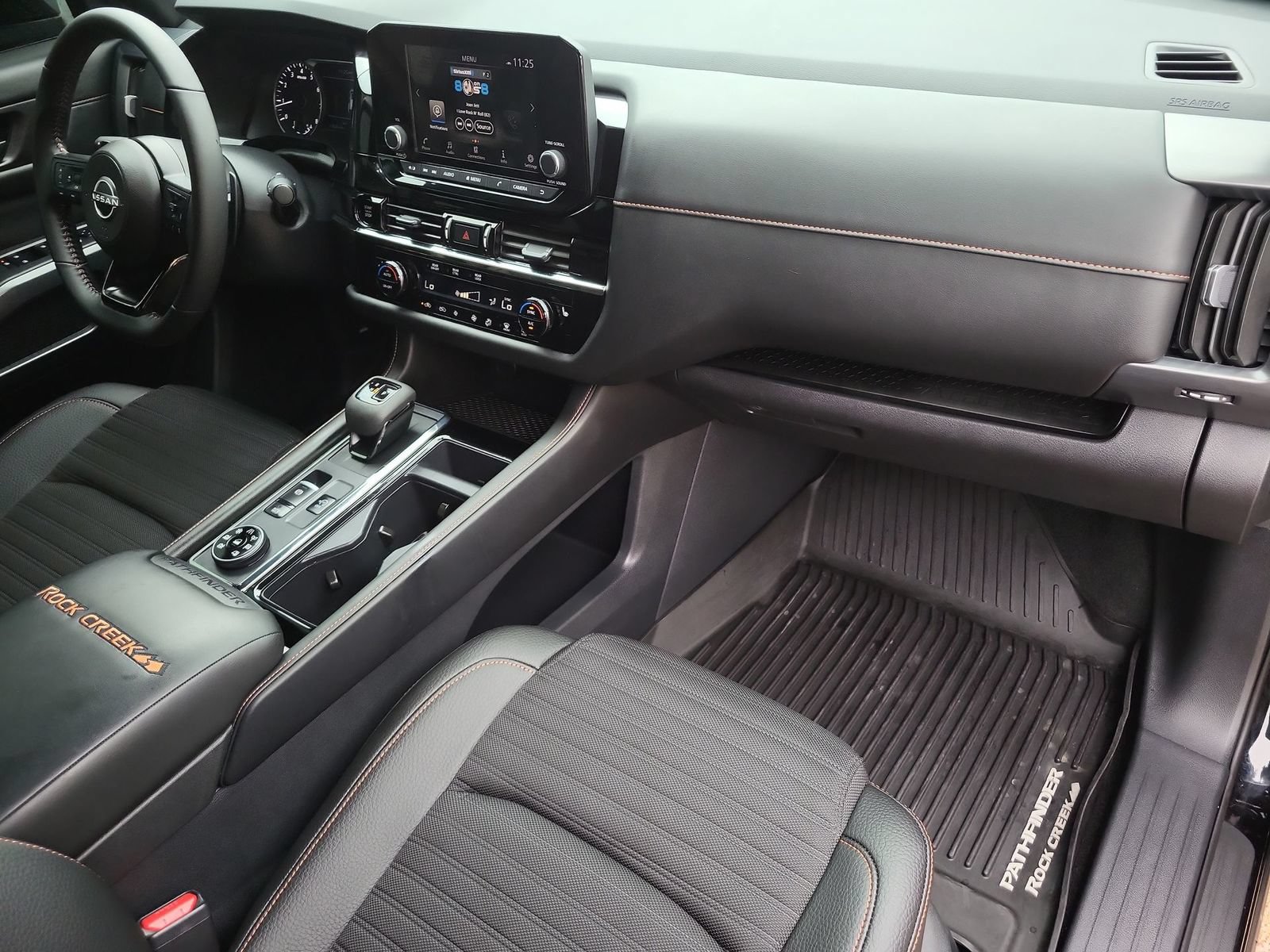 Used 2025 Nissan Pathfinder Rock Creek AWD/4WD image 27