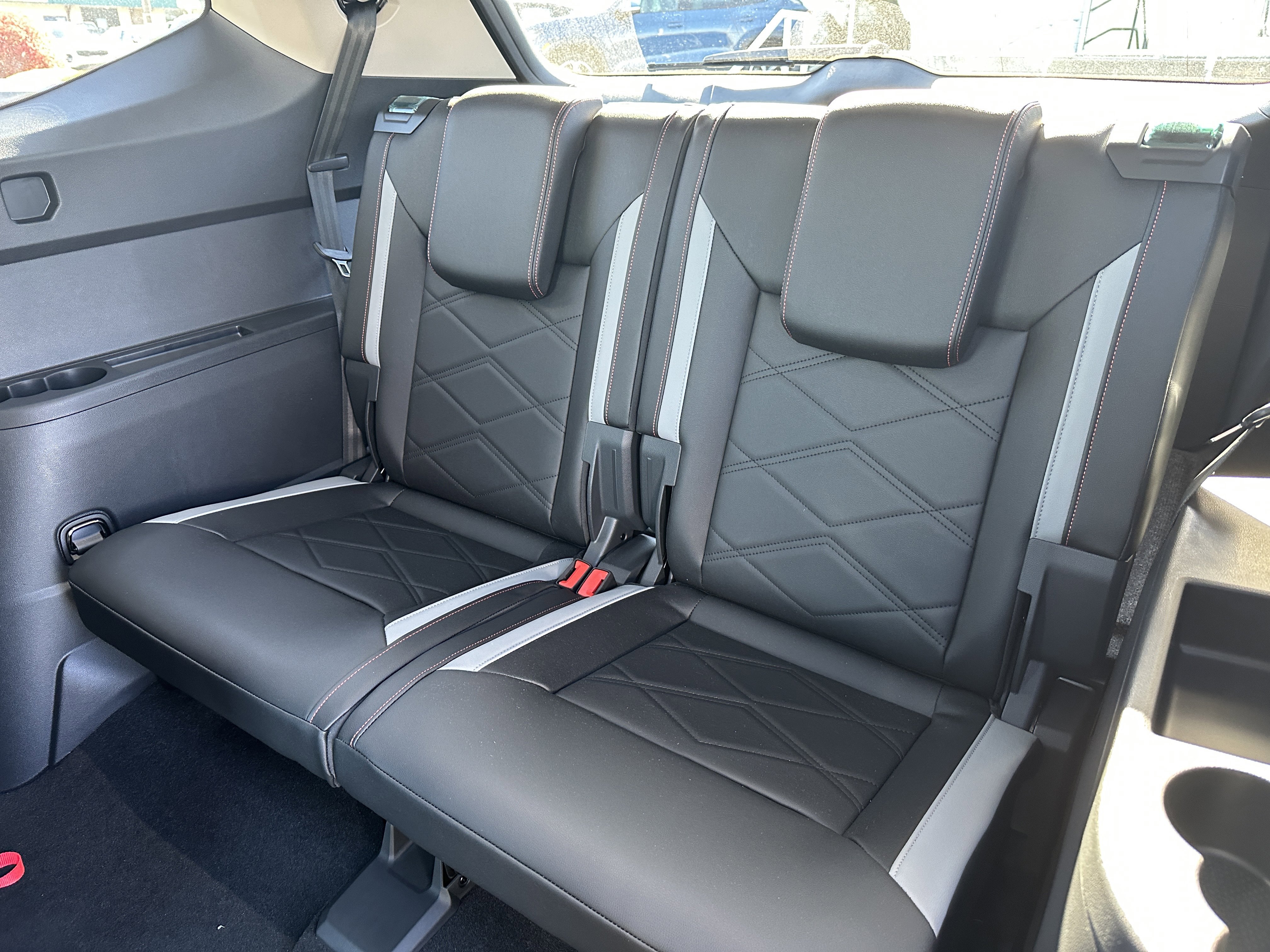 New 2026 Volkswagen Atlas Peak Edition image 24