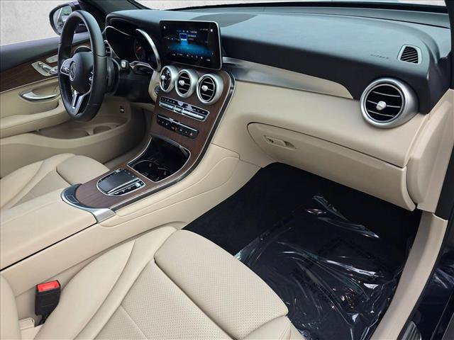 Certified 2021 Mercedes-Benz GLC 300 image 21