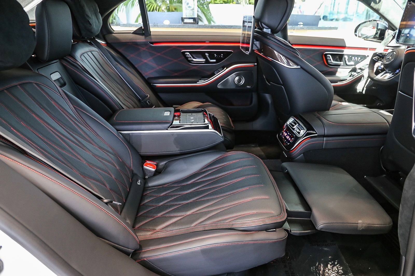 Used 2024 Mercedes-Benz S 63 AMG S image 29