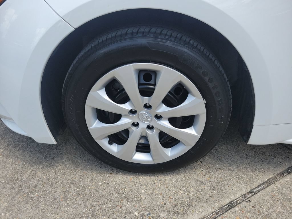 Certified 2024 Toyota Corolla LE FWD image 34