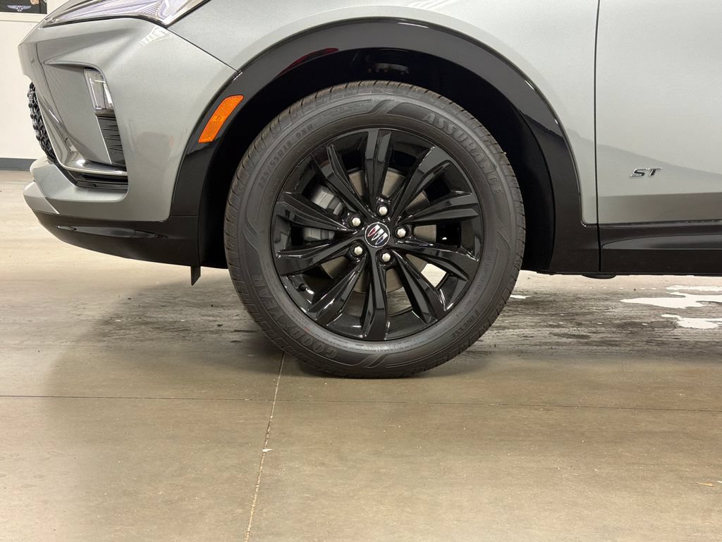 New 2026 Buick Envista Sport Touring w/ Convenience I Package FWD image 10