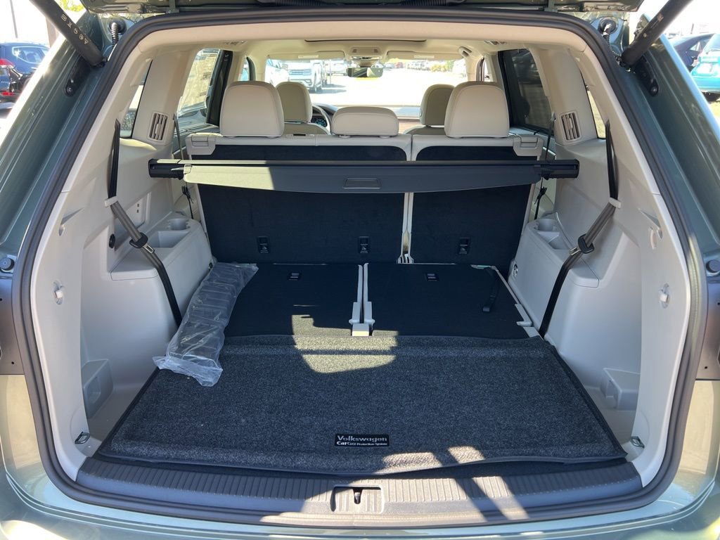 New 2026 Volkswagen Atlas SEL Premium R-Line image 13