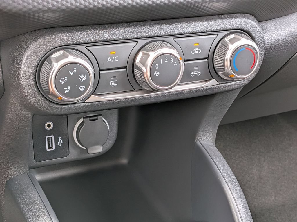 Used 2025 Nissan Kicks Play S FWD image 23