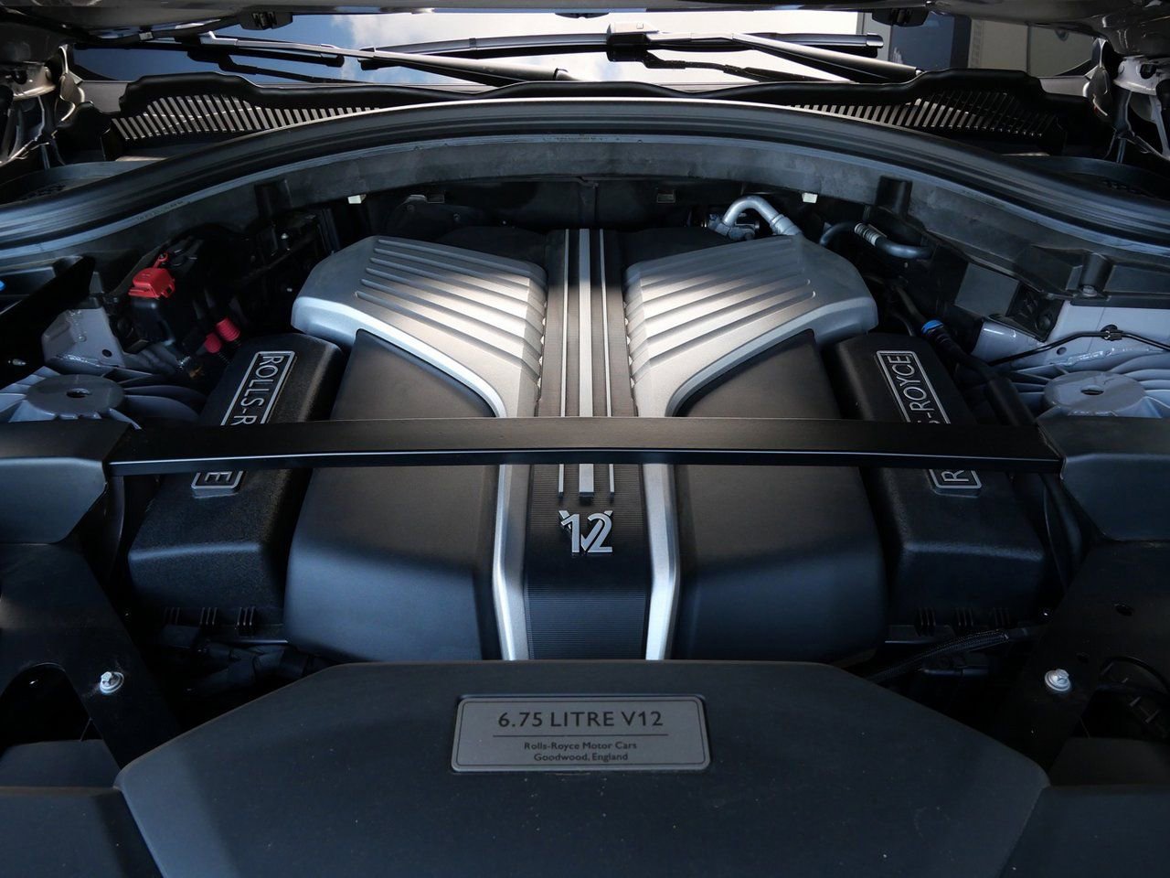 Used 2021 Rolls-Royce Cullinan image 29