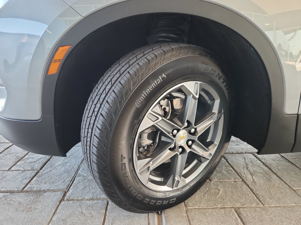 Used 2026 Chevrolet Blazer LT FWD image 31