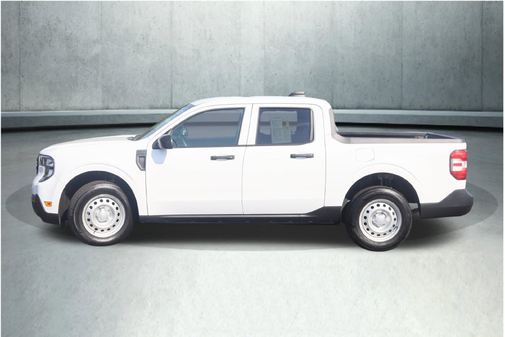 Used 2025 Ford Maverick XL w/ Equipment Group 101A AWD/4WD image 9