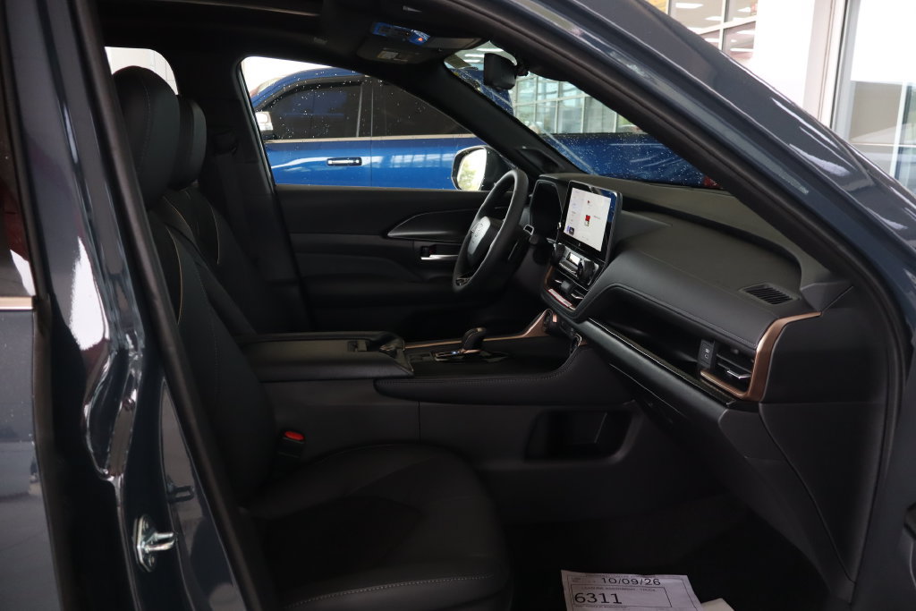 New 2026 Toyota Grand Highlander AWD Hybrid image 41