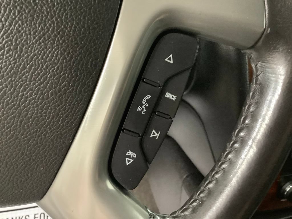 Used 2012 Chevrolet Avalanche LT AWD/4WD image 17