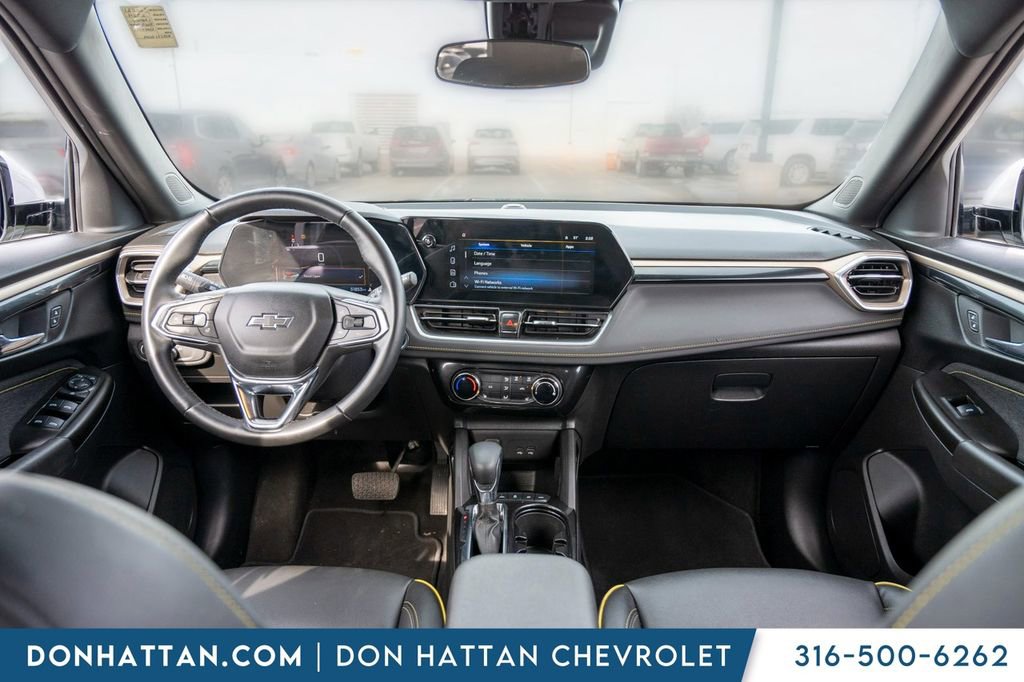 Used 2024 Chevrolet TrailBlazer ACTIV image 3