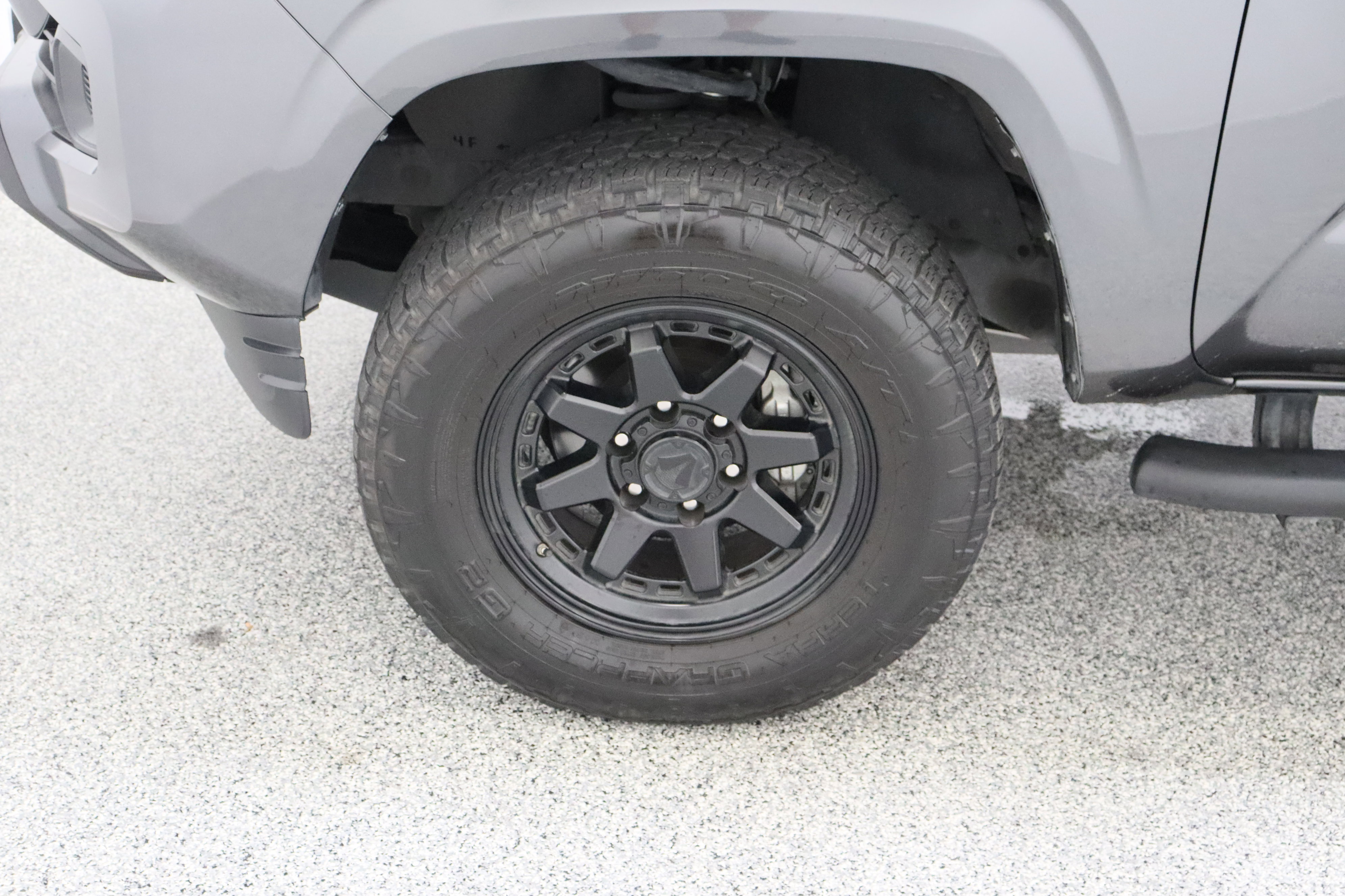 Certified 2023 Toyota Tacoma SR AWD/4WD image 11