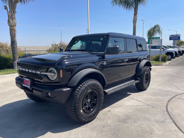New 2026 Ford Bronco Outer Banks w/ Sasquatch Package AWD/4WD image 1