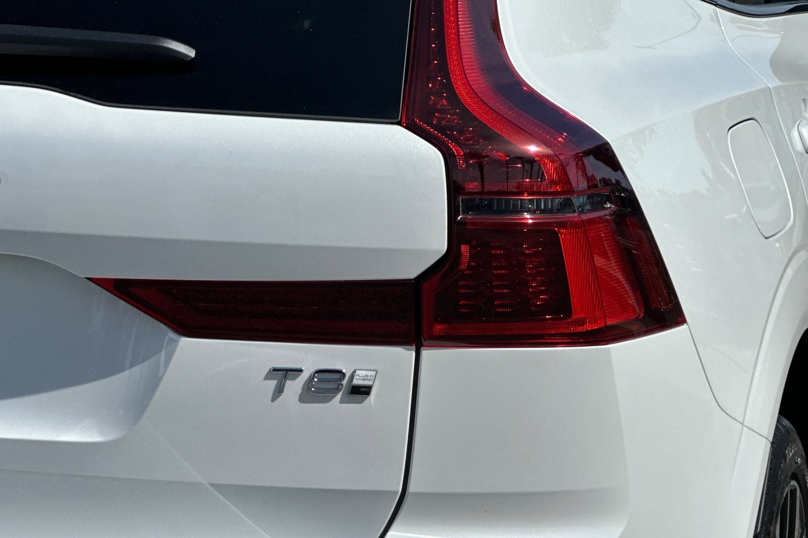 New 2026 Volvo XC60 T8 Ultra w/ Climate Package AWD/4WD image 7