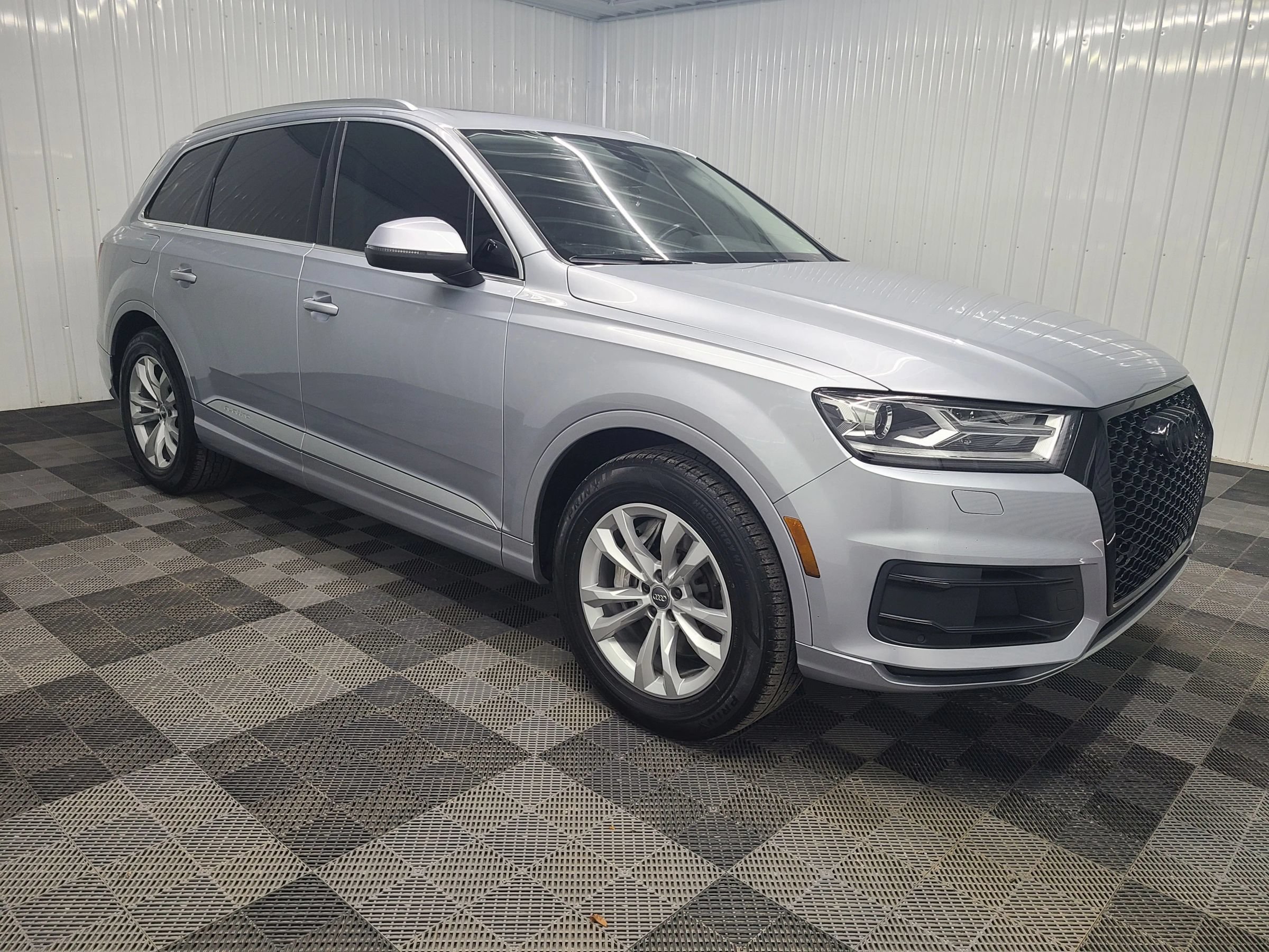 Used 2019 Audi Q7 2.0T Premium w/ Convenience Package AWD/4WD image 13