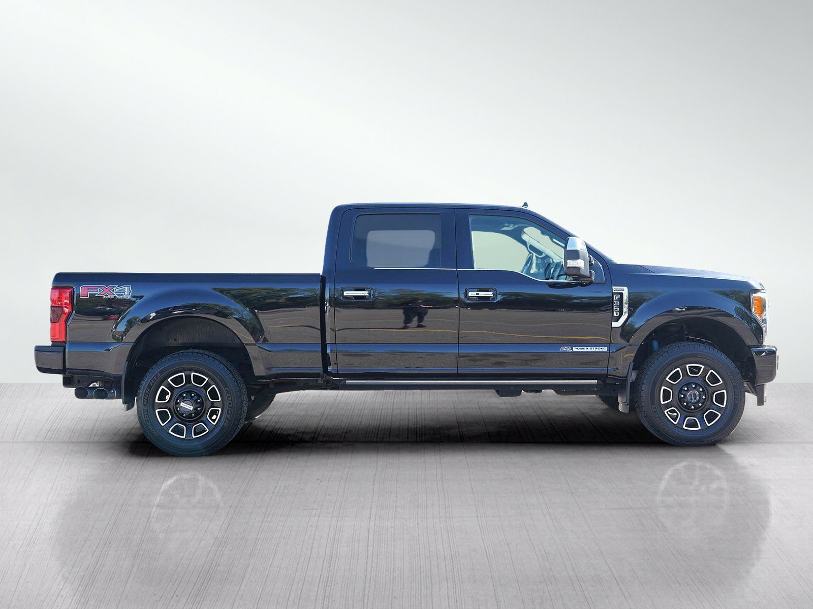 Used 2019 Ford F350 Platinum w/ Platinum Ultimate Package AWD/4WD image 6