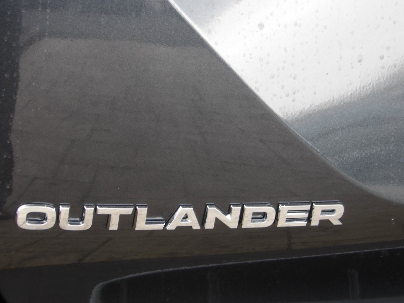 New 2026 Mitsubishi Outlander SEL AWD/4WD image 8