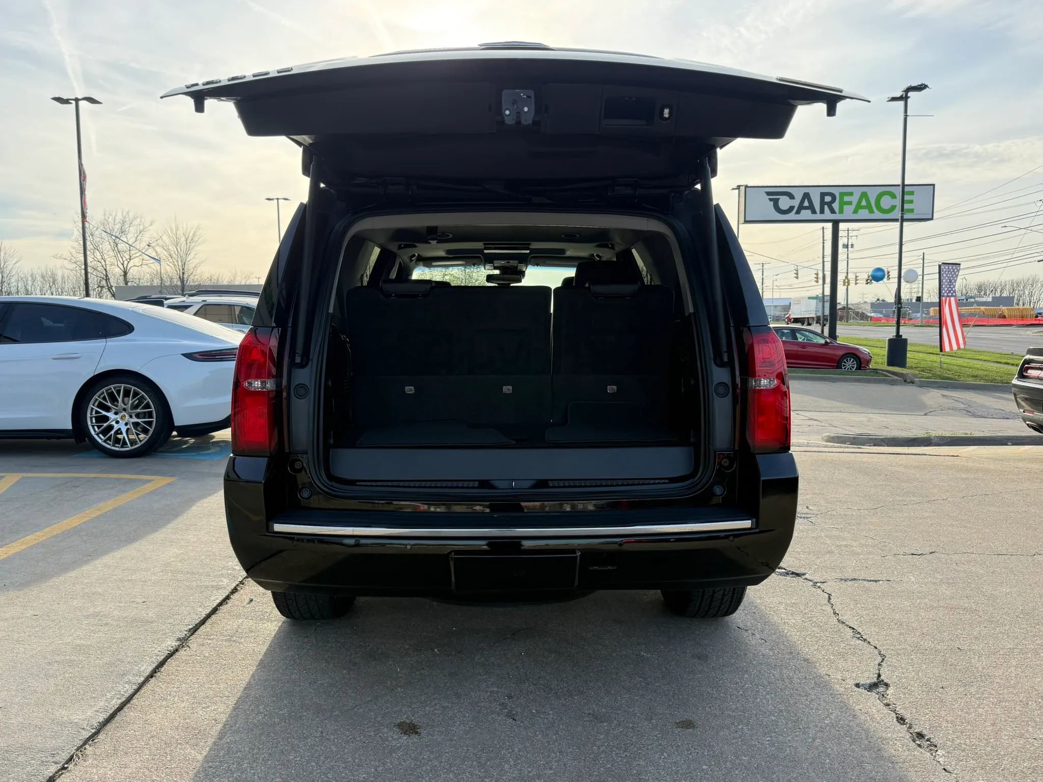 Used 2018 Chevrolet Tahoe Premier image 13