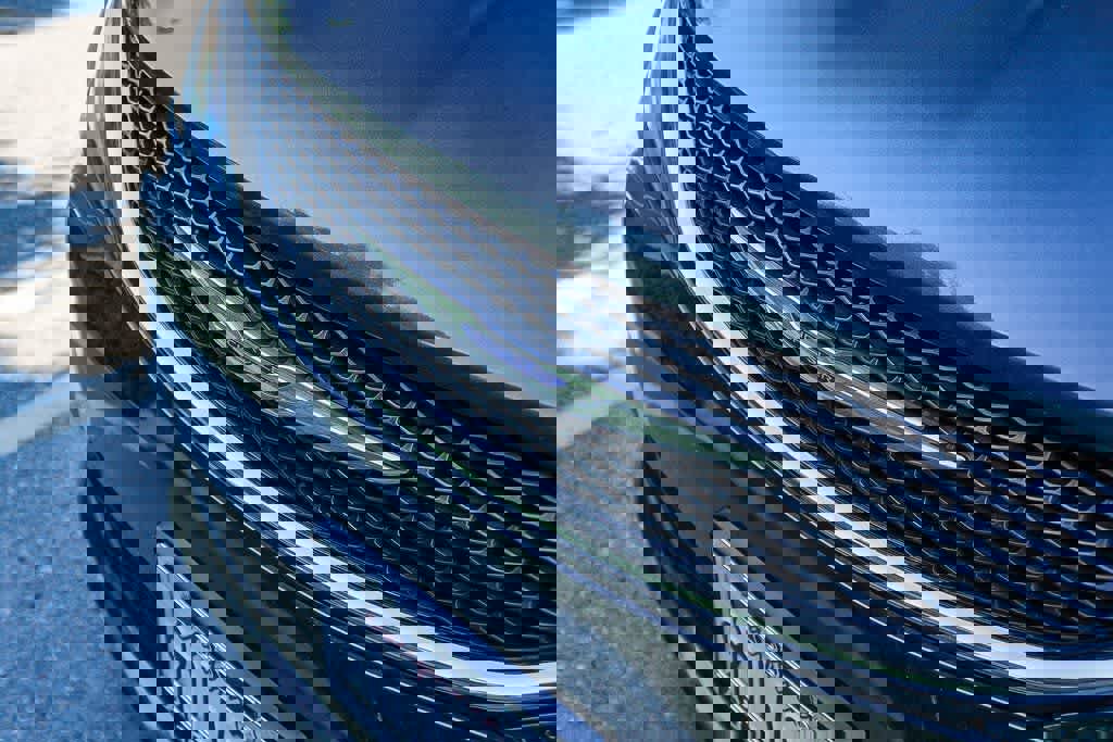 Used 2020 Chrysler Voyager Lxi image 9