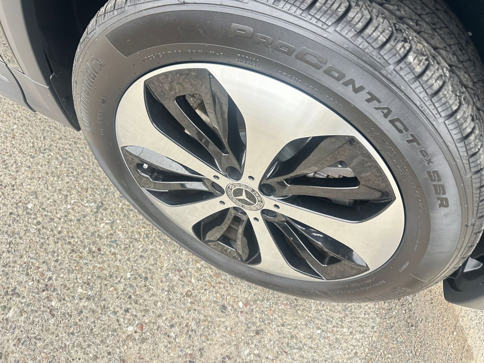 Used 2025 Mercedes-Benz GLA 250 4MATIC image 30