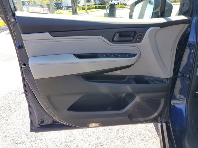 Used 2019 Honda Odyssey Touring image 15