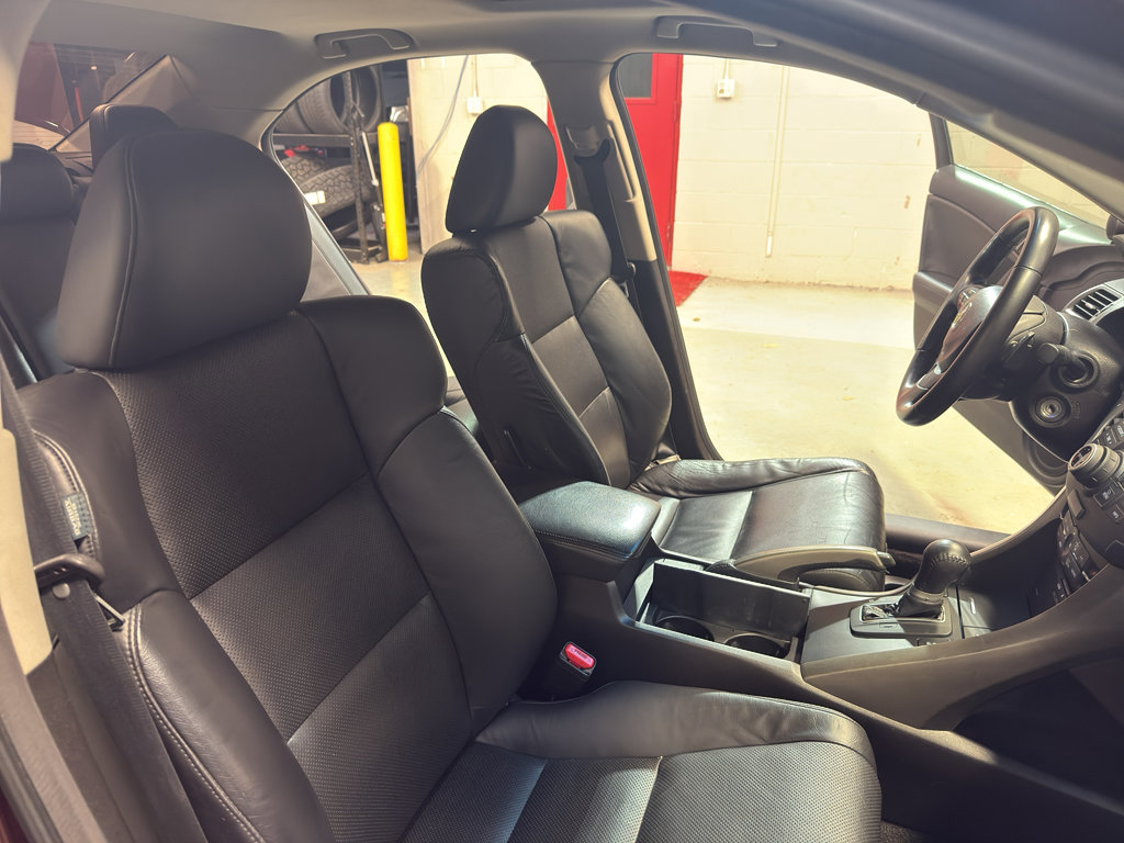 Used 2010 Acura TSX w/ Technology Package image 22