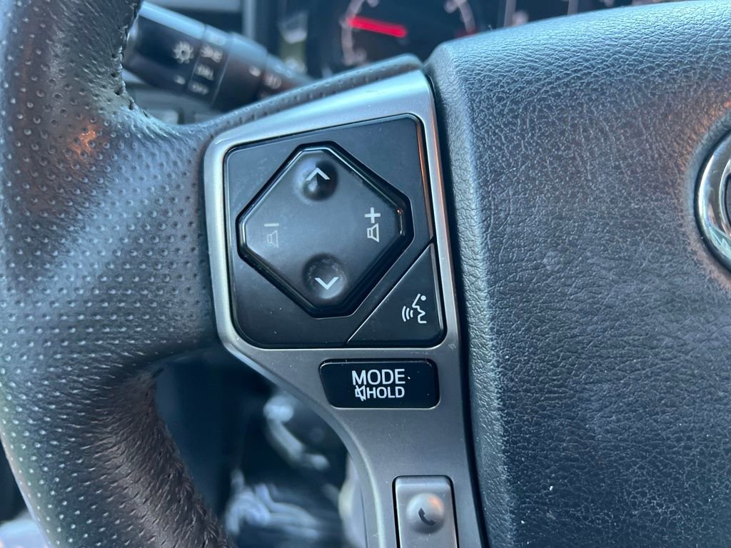 Used 2020 Toyota 4Runner SR5 Premium image 26