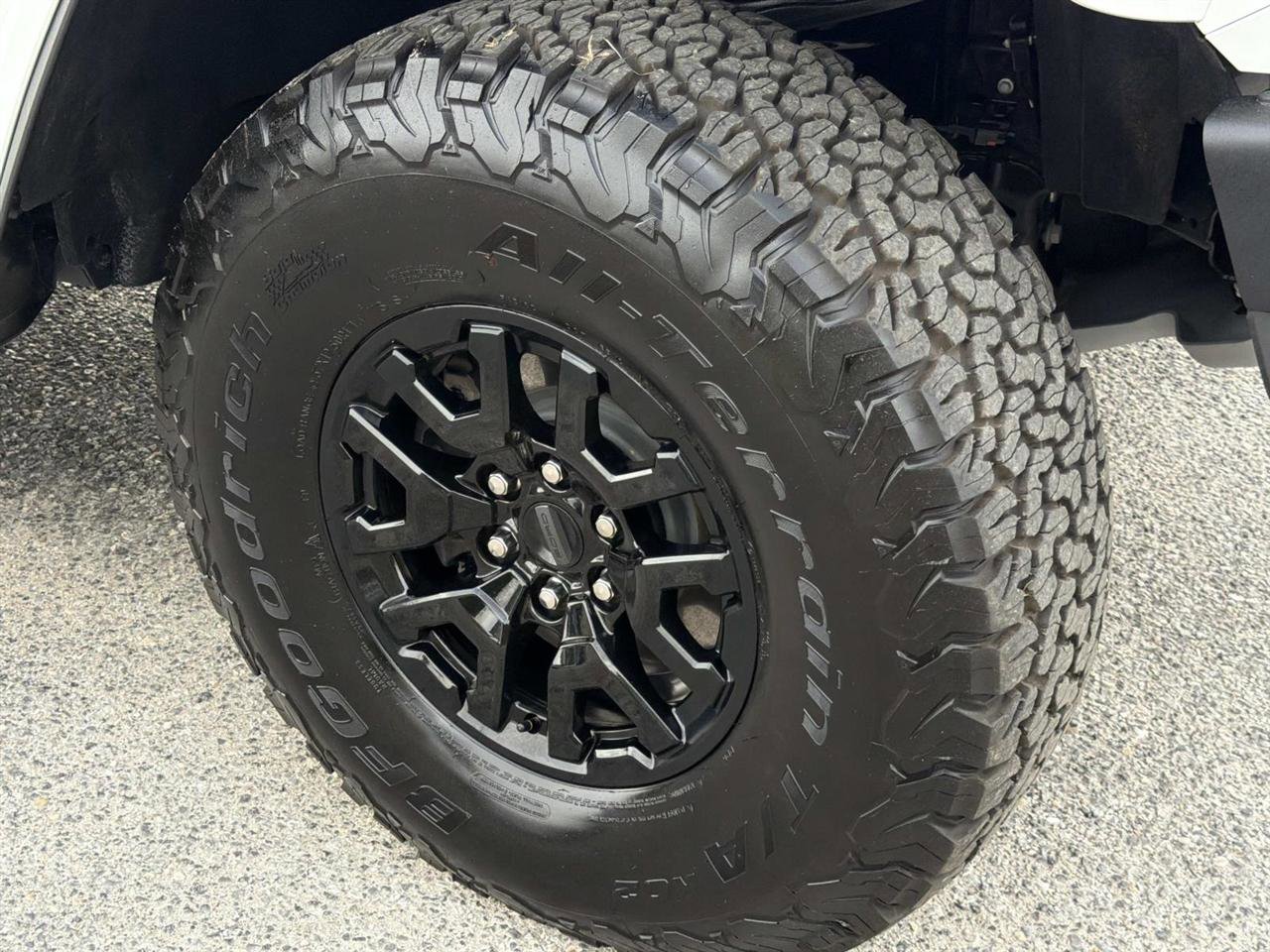 Used 2025 Ford Bronco Raptor image 9