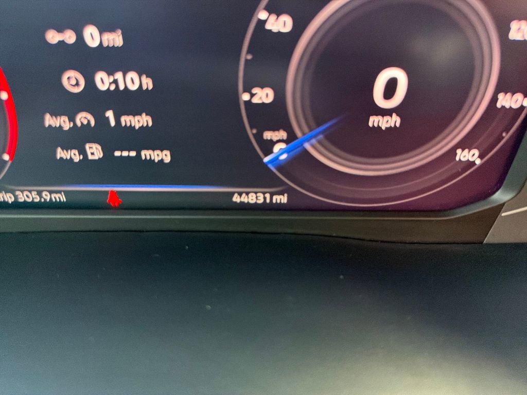 Certified 2023 Volkswagen Atlas Cross Sport SE w/ Panoramic Sunroof Package image 19