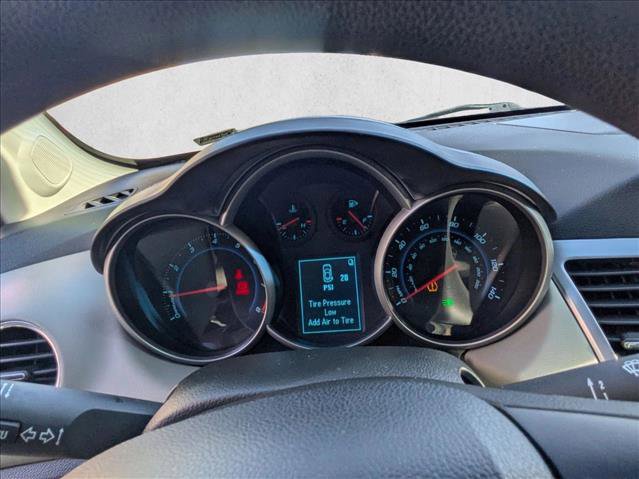Used 2011 Chevrolet Cruze LS image 18