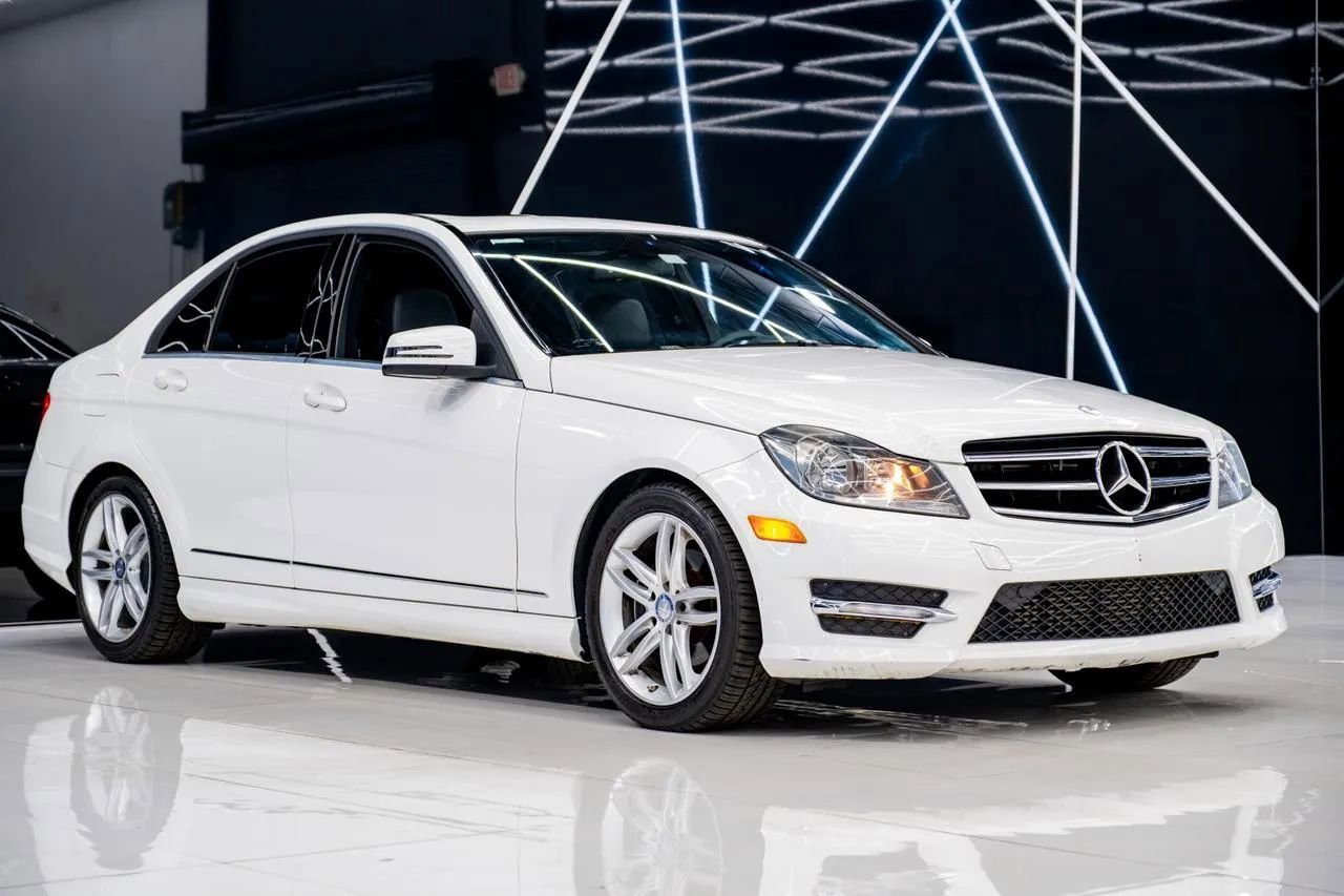 Used 2014 Mercedes-Benz C 250 Sedan image 1