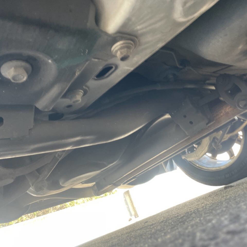 Used 2010 Cadillac DTS Luxury image 52