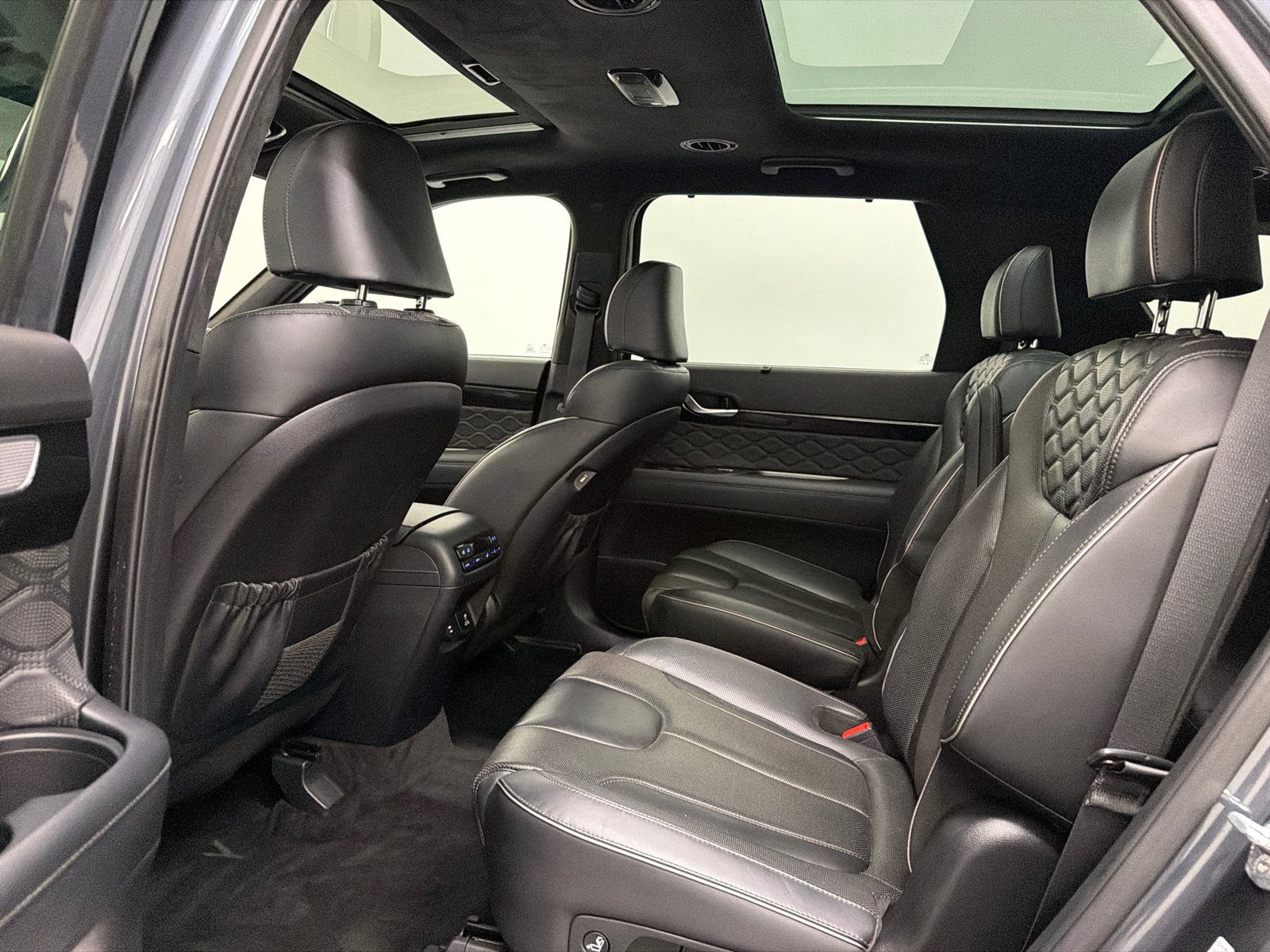 Used 2020 Hyundai Palisade Limited AWD/4WD image 24