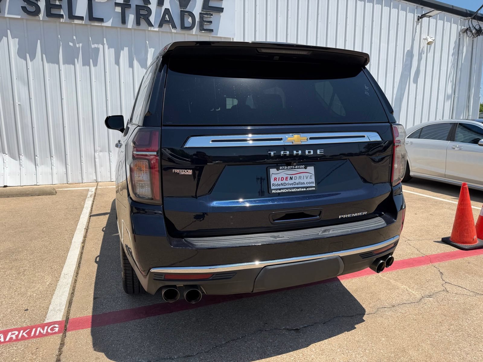 Used 2022 Chevrolet Tahoe Premier w/ Texas Edition RWD image 4