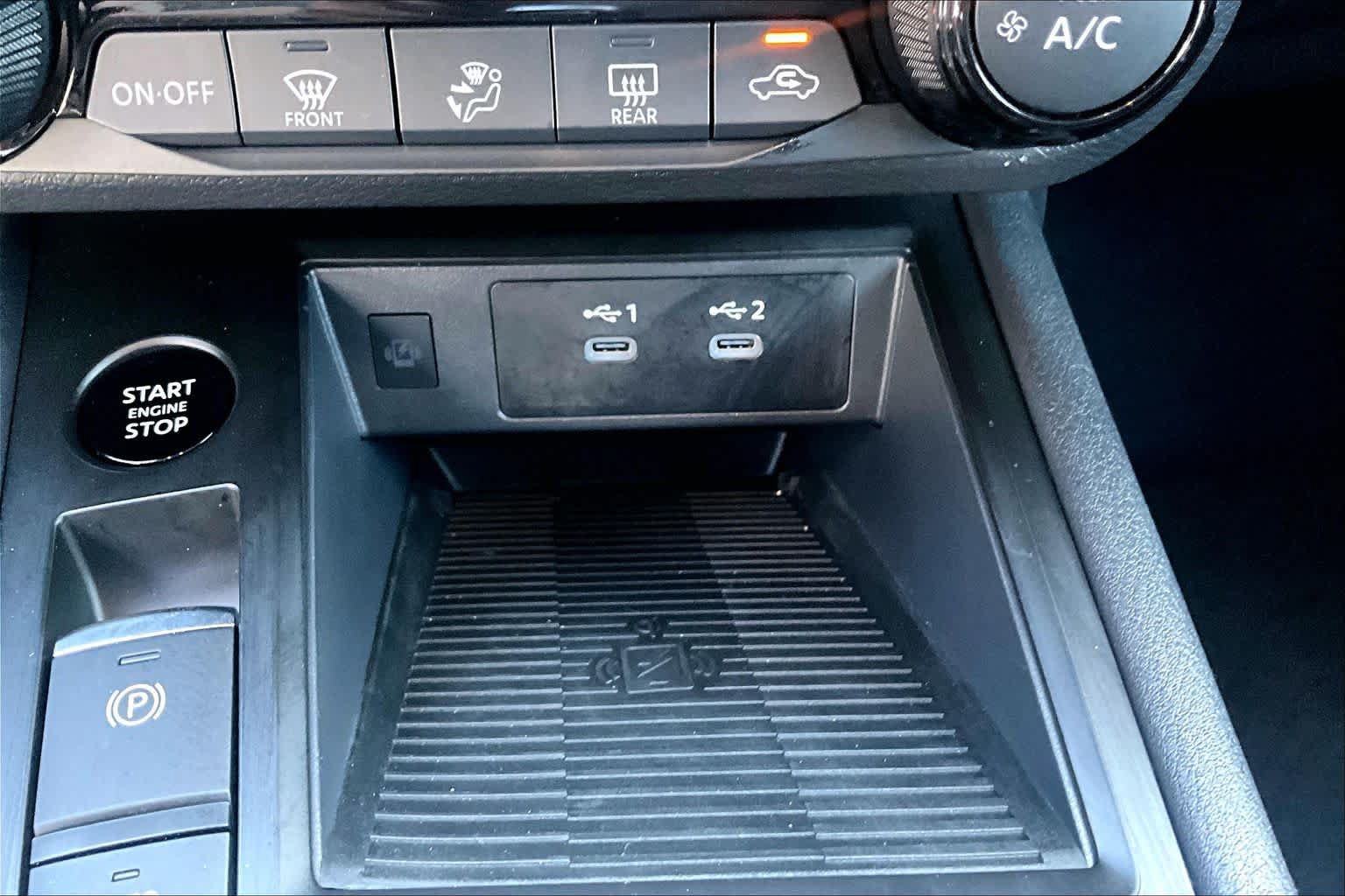 Certified 2026 Nissan Kicks SV FWD image 31