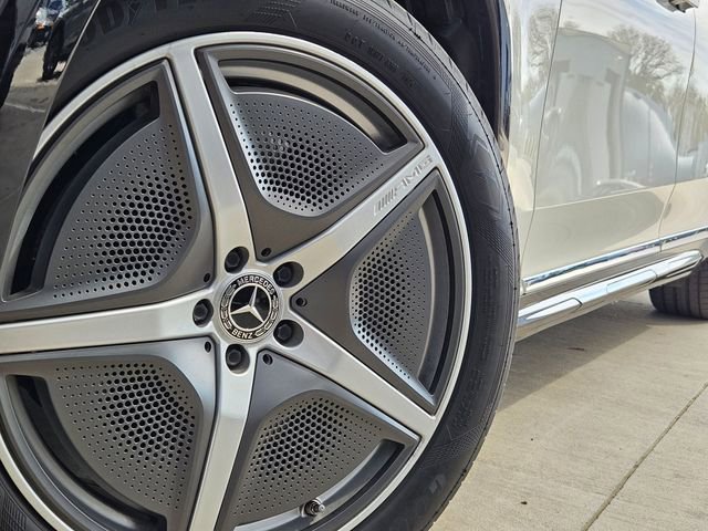 Used 2023 Mercedes-Benz EQS 580 4MATIC SUV image 8