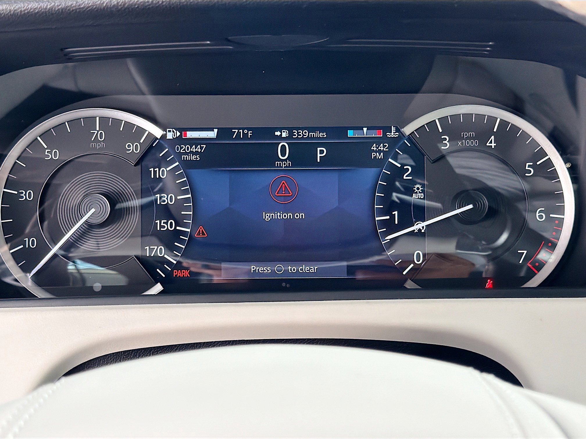 Used 2022 Land Rover Range Rover Velar R-Dynamic S image 41