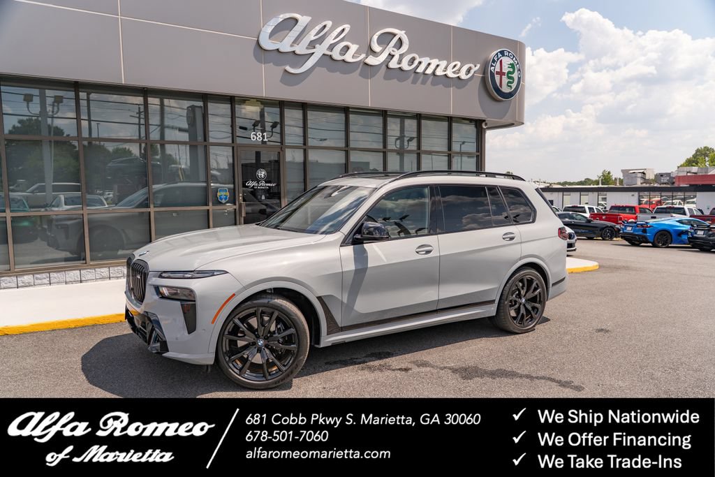 Used 2025 BMW X7 M60i AWD/4WD image 1