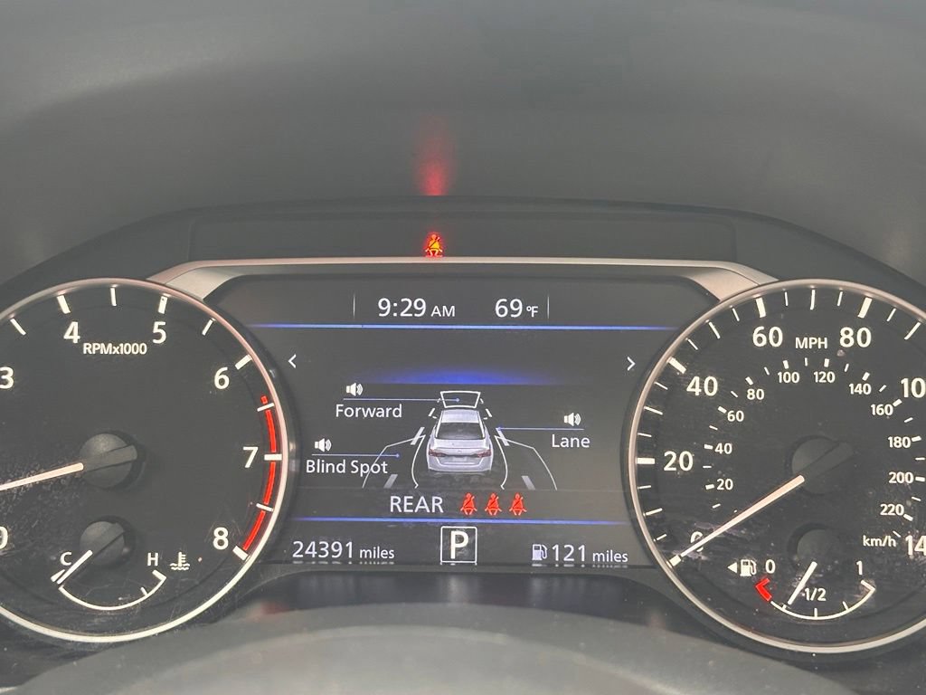 Certified 2024 Nissan Altima 2.5 SR w/ SR Premium Package FWD image 21