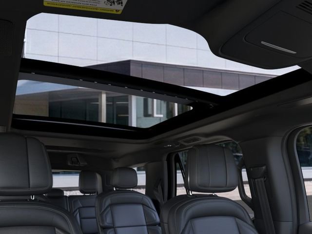 New 2026 Lincoln Navigator Reserve w/ Jet Appearance Package AWD/4WD image 23