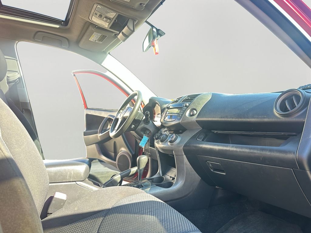 Used 2007 Toyota RAV4 Sport image 11