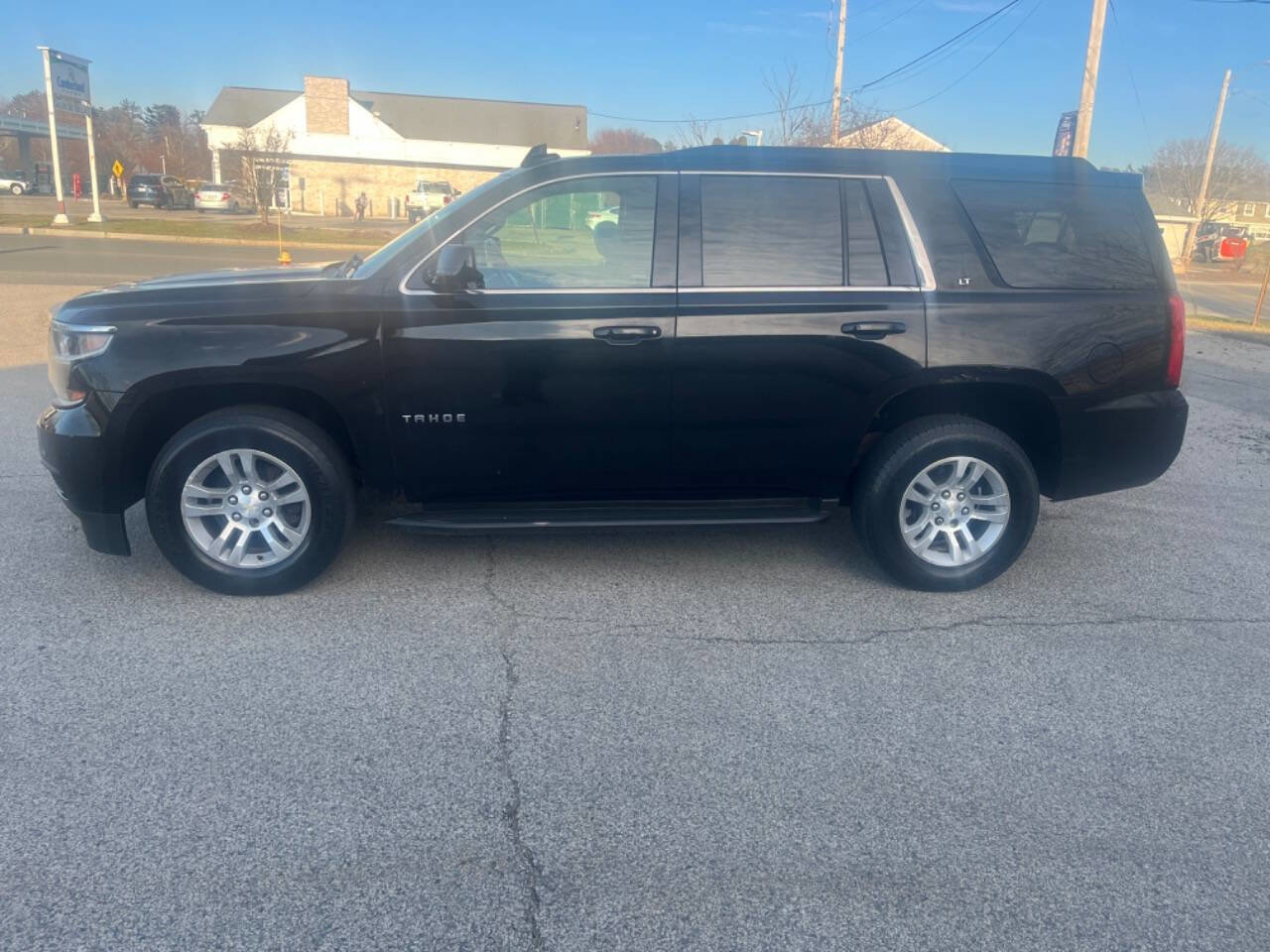 Used 2015 Chevrolet Tahoe LT AWD/4WD image 3