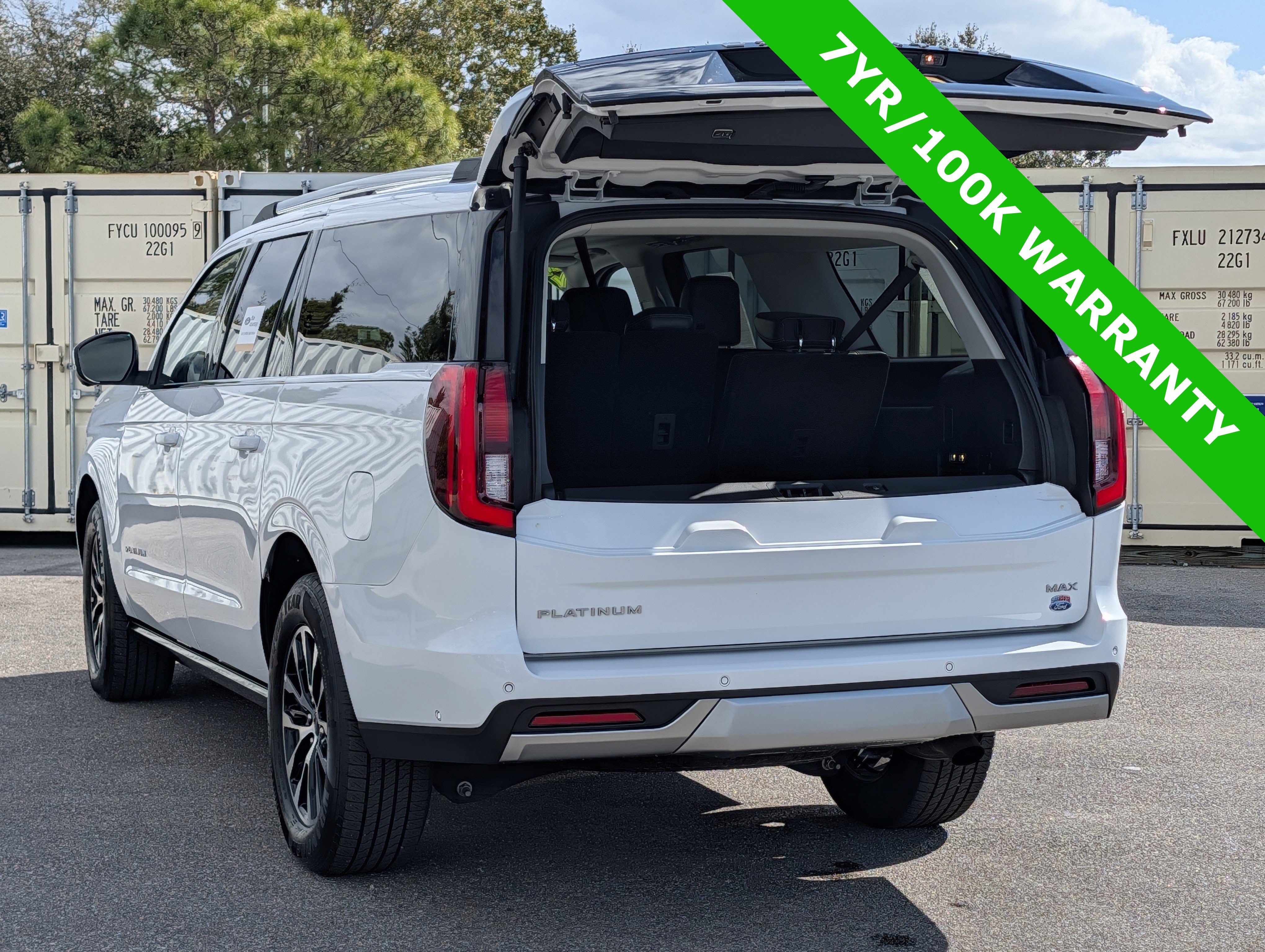 Certified 2025 Ford Expedition Max Platinum image 13