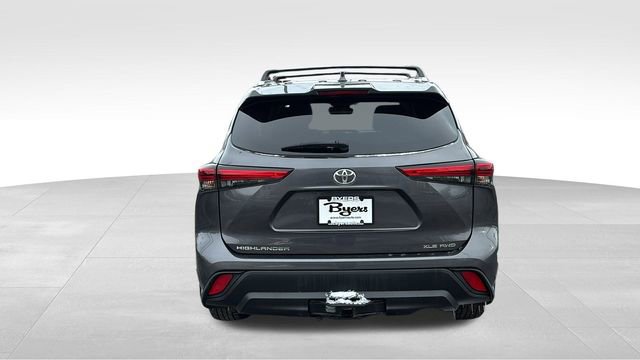 Used 2022 Toyota Highlander XLE image 31