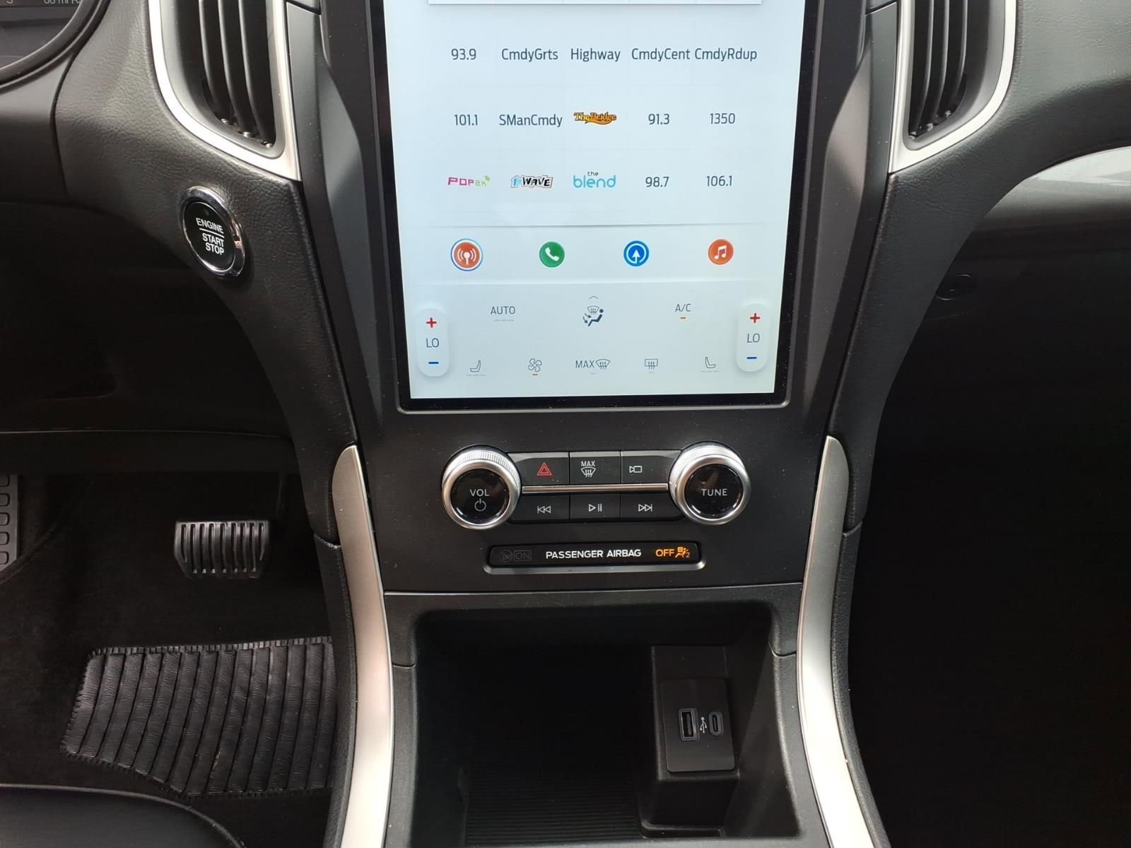 Used 2024 Ford Edge SEL AWD/4WD image 27